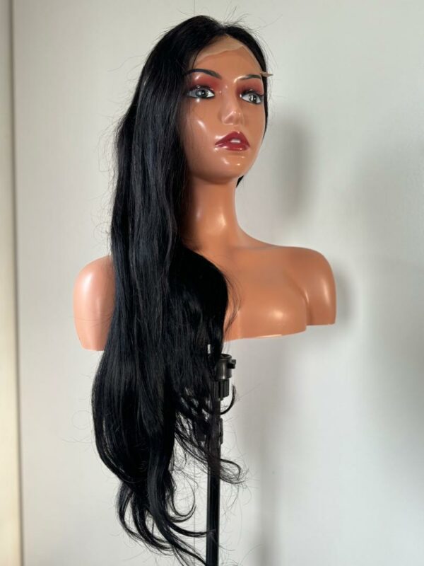 Perruque 100% Raw Hair Indiens avec closure 5x5 " PHAELLE " 24 pouces – Image 3